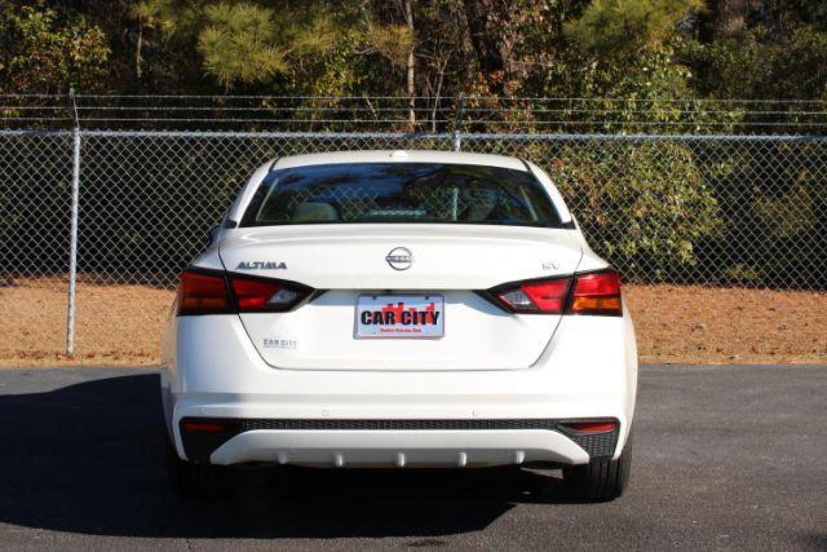 2023 Nissan Altima 2.5 SV (1N4BL4DV4PN) with an 2.5L L4 DOHC 16V engine, Continuously Variable Transmission transmission, located at 3598 James B White Hwy South, Whiteville, NC, 28472, (910) 642-3196, 34.294846, -78.732613 - 2023 Nissan Altima 2.5 SV - Photo#2