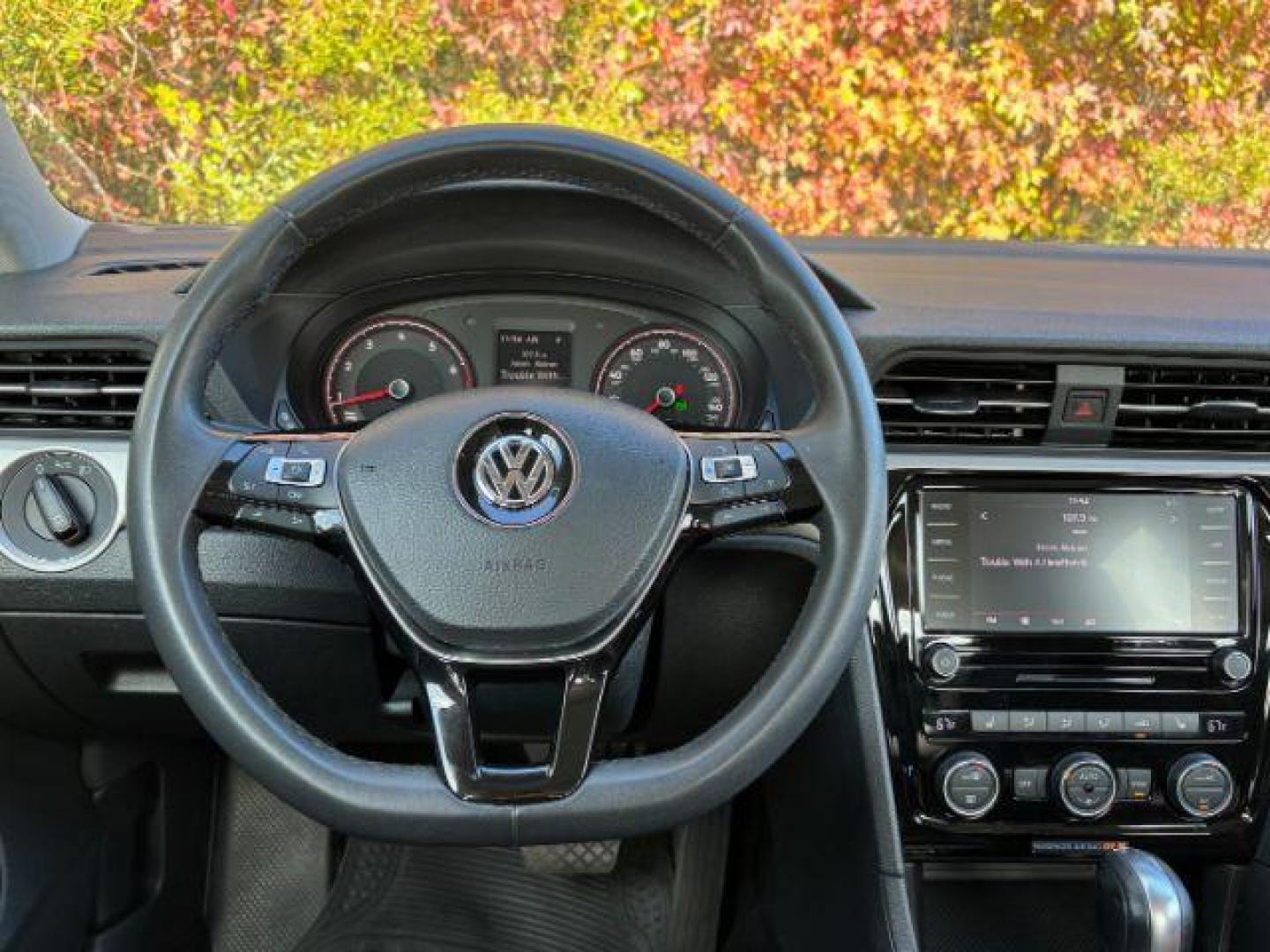 2021 /BLACK LEATHER Volkswagen Passat SE (1VWSA7A31MC) with an 2.0L L4 DOHC 16V engine, 6-Speed Automatic transmission, located at 2761 East Hwy 501, Conway, SC, 29526, (843) 331-1151, 33.781528, -78.989883 - 2021 Volkswagen Passat SE - Photo#6