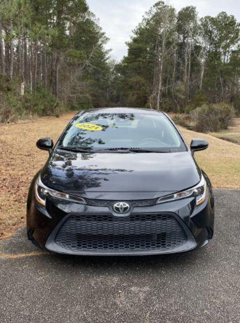 2021 /Black Toyota Corolla LE (5YFEPMAE0MP) with an 1.8L L4 DOHC 16V engine, Continuously Variabl transmission, located at 9146 Ocean Hwy West, Calabash, NC, 28467, (910) 579-1110, 33.928635, -78.576157 - 2021 Toyota Corolla LE - Photo#1