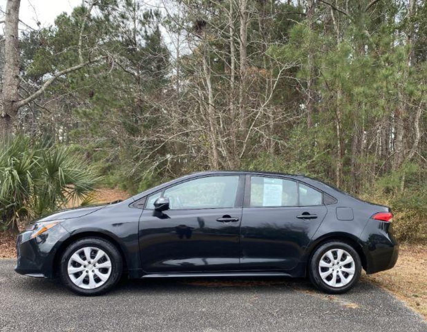 2021 /Black Toyota Corolla LE (5YFEPMAE0MP) with an 1.8L L4 DOHC 16V engine, Continuously Variabl transmission, located at 9146 Ocean Hwy West, Calabash, NC, 28467, (910) 579-1110, 33.928635, -78.576157 - 2021 Toyota Corolla LE - Photo#2