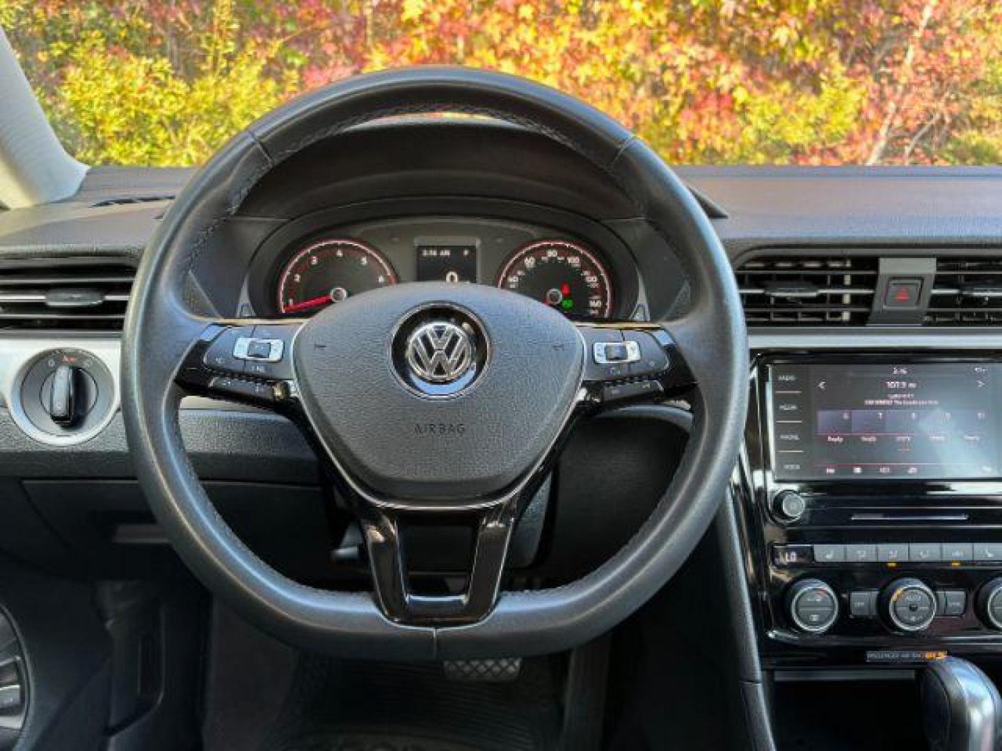 2022 /Titan Black Volkswagen Passat SE (1VWSA7A30NC) with an 2.0L L4 DOHC 16V engine, 6-Speed Automatic transmission, located at 2761 East Hwy 501, Conway, SC, 29526, (843) 331-1151, 33.781528, -78.989883 - 2022 Volkswagen Passat SE - Photo#6