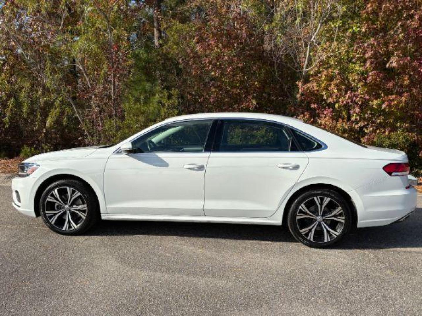 2022 /Titan Black Volkswagen Passat SE (1VWSA7A30NC) with an 2.0L L4 DOHC 16V engine, 6-Speed Automatic transmission, located at 2761 East Hwy 501, Conway, SC, 29526, (843) 331-1151, 33.781528, -78.989883 - 2022 Volkswagen Passat SE - Photo#1