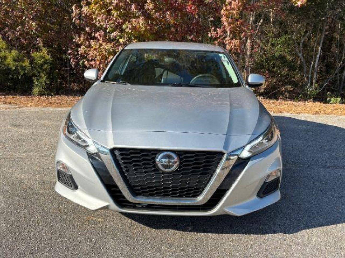 2022 /Charcoal Nissan Altima 2.5 SV (1N4BL4DV4NN) with an 2.5L L4 DOHC 16V engine, Continuously Variable Transmission transmission, located at 2761 East Hwy 501, Conway, SC, 29526, (843) 331-1151, 33.781528, -78.989883 - 2022 Nissan Altima 2.5 SV - Photo#3