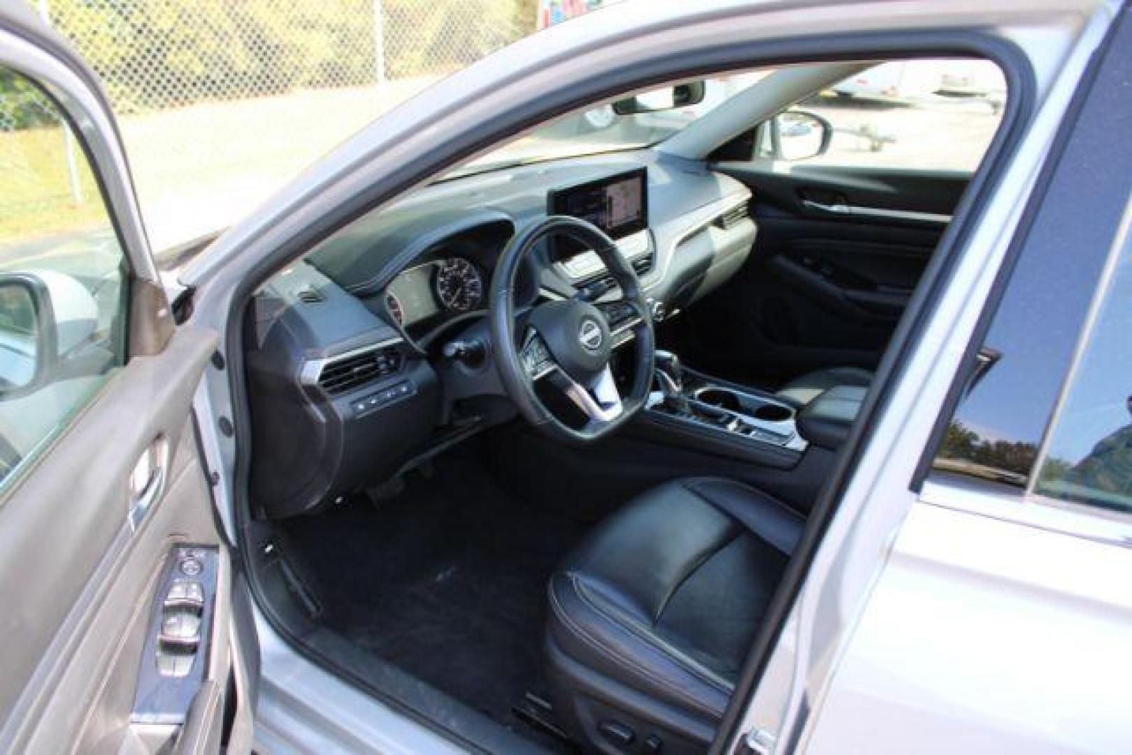 2023 Nissan Altima 2.5 SL (1N4BL4EV4PN) with an 2.5L L4 DOHC 16V engine, Continuously Variable Transmission transmission, located at 9146 Ocean Hwy West, Calabash, NC, 28467, (910) 579-1110, 33.928635, -78.576157 - 2023 Nissan Altima 2.5 SL - Photo#6