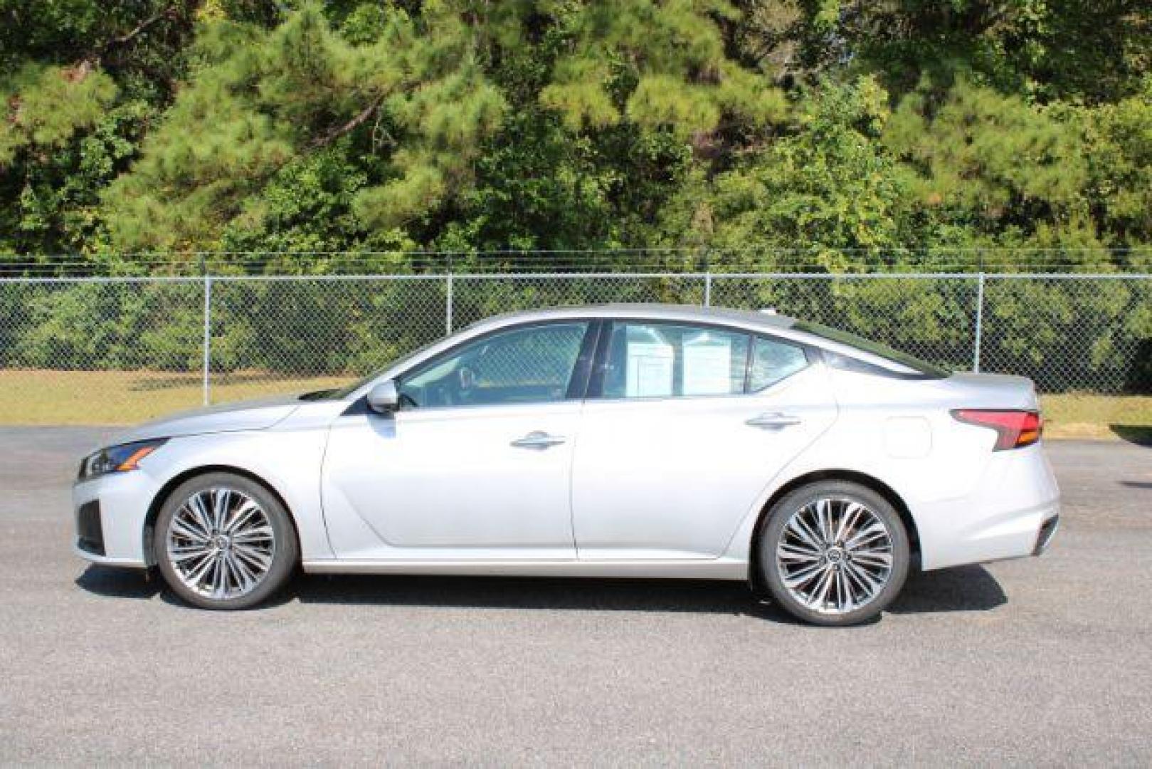 2023 Nissan Altima 2.5 SL (1N4BL4EV4PN) with an 2.5L L4 DOHC 16V engine, Continuously Variable Transmission transmission, located at 9146 Ocean Hwy West, Calabash, NC, 28467, (910) 579-1110, 33.928635, -78.576157 - 2023 Nissan Altima 2.5 SL - Photo#1