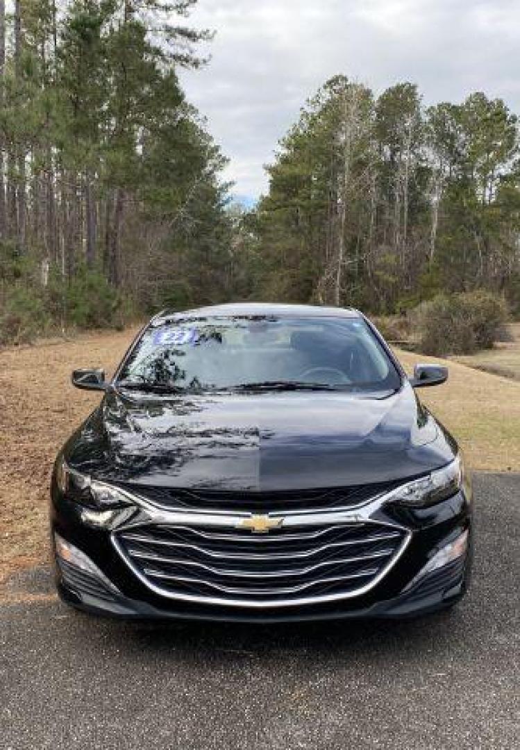 2022 Chevrolet Malibu LT (1G1ZD5STXNF) with an 1.5L L4 DOHC 16V engine, 6-Speed Automatic transmission, located at 2761 East Hwy 501, Conway, SC, 29526, (843) 331-1151, 33.781528, -78.989883 - 2022 Chevrolet Malibu LT - Photo#1