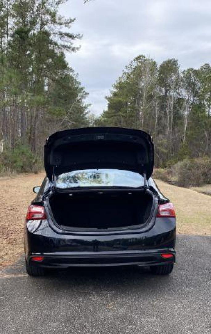 2022 Chevrolet Malibu LT (1G1ZD5STXNF) with an 1.5L L4 DOHC 16V engine, 6-Speed Automatic transmission, located at 2761 East Hwy 501, Conway, SC, 29526, (843) 331-1151, 33.781528, -78.989883 - 2022 Chevrolet Malibu LT - Photo#8