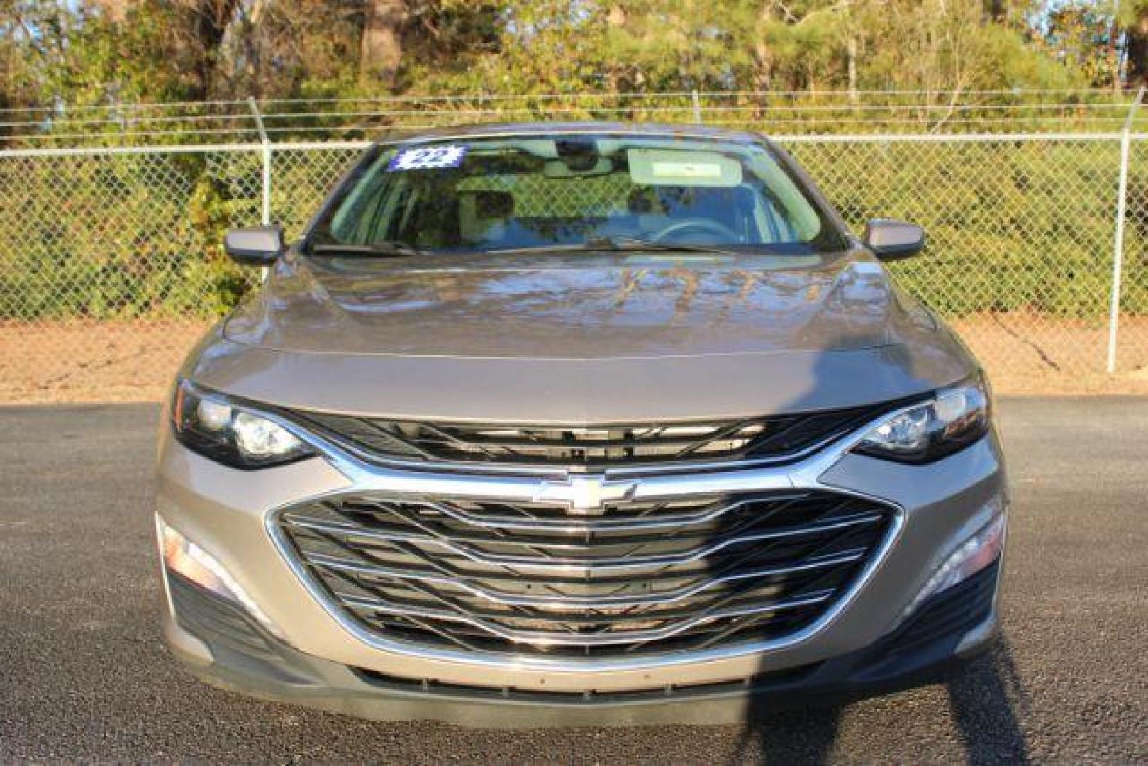 2022 Chevrolet Malibu LT (1G1ZD5ST6NF) with an 1.5L L4 DOHC 16V engine, 6-Speed Automatic transmission, located at 3598 James B White Hwy South, Whiteville, NC, 28472, (910) 642-3196, 34.294846, -78.732613 - 2022 Chevrolet Malibu LT - Photo#1