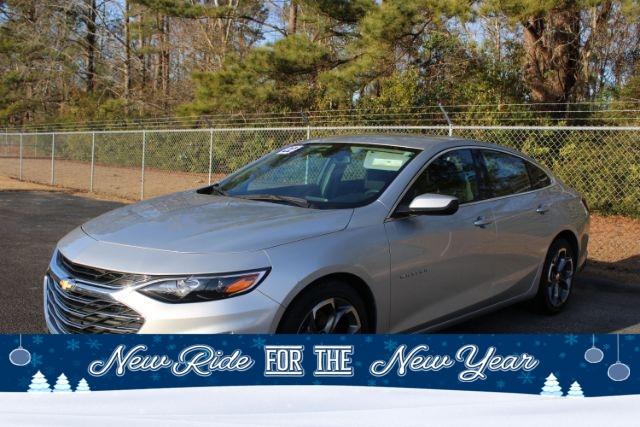 photo of 2022 Chevrolet Malibu LT