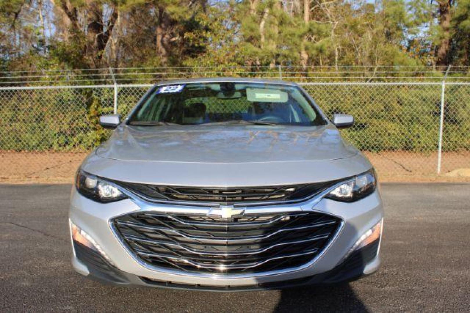 2022 Chevrolet Malibu LT (1G1ZD5ST6NF) with an 1.5L L4 DOHC 16V engine, 6-Speed Automatic transmission, located at 3598 James B White Hwy South, Whiteville, NC, 28472, (910) 642-3196, 34.294846, -78.732613 - 2022 Chevrolet Malibu LT - Photo#1