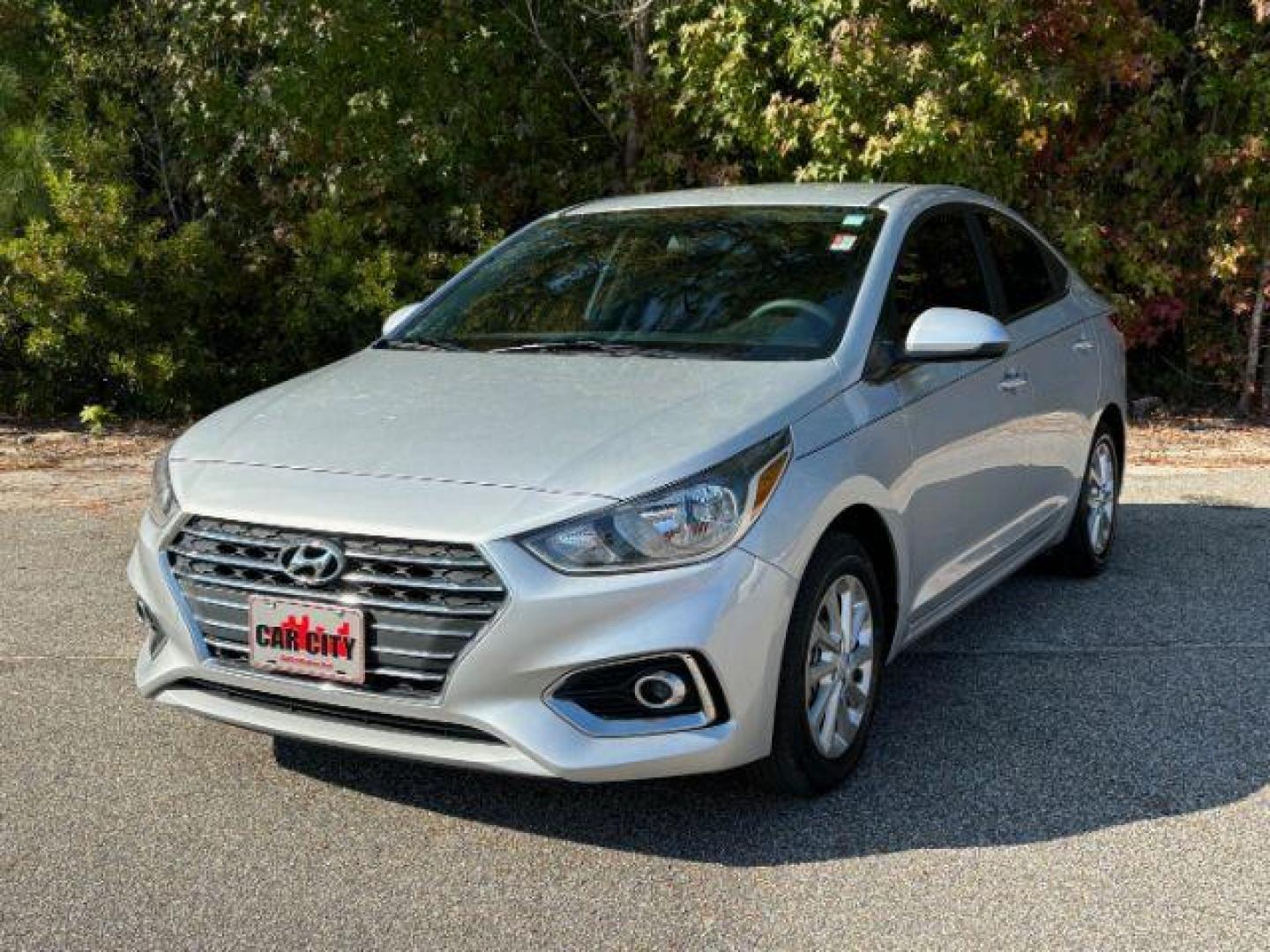 2022 /Black Hyundai Accent SEL 4-Door 6A (3KPC24A64NE) with an 1.6L L4 DOHC 16V engine, 6-Speed Automatic transmission, located at 2761 East Hwy 501, Conway, SC, 29526, (843) 331-1151, 33.781528, -78.989883 - 2022 Hyundai Accent SEL 4-Door 6A - Photo#0