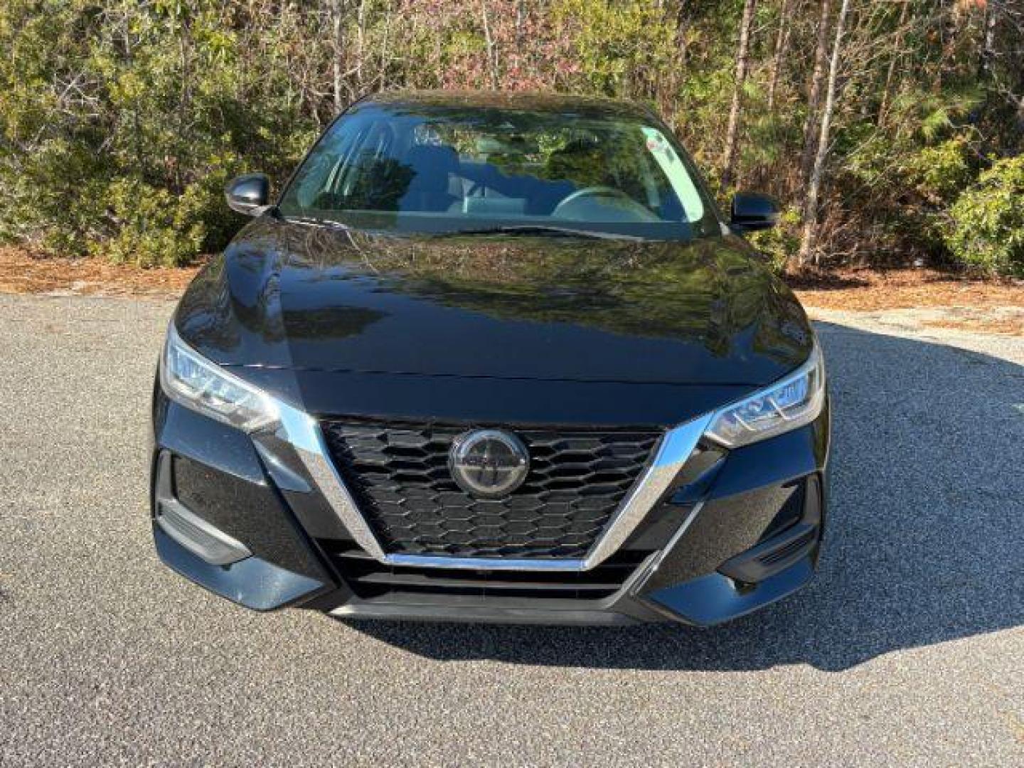 2021 /Charcoal Nissan Sentra SV (3N1AB8CV1MY) with an 1.8L L4 SFI DOHC 16V engine, Continuously Variable Transmission transmission, located at 2761 East Hwy 501, Conway, SC, 29526, (843) 331-1151, 33.781528, -78.989883 - 2021 Nissan Sentra SV - Photo#3