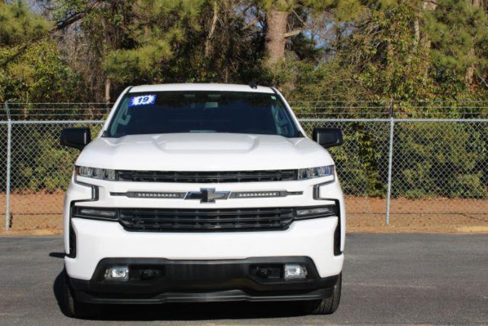 2019 Chevrolet Silverado 1500 RST Double Cab 4WD (1GCRYEEDXKZ) with an 5.3L V8 OHV 16V engine, 6-Speed Automatic transmission, located at 9146 Ocean Hwy West, Calabash, NC, 28467, (910) 579-1110, 33.928635, -78.576157 - 2019 Chevrolet Silverado 1500 RST Double Cab 4WD - Photo#1