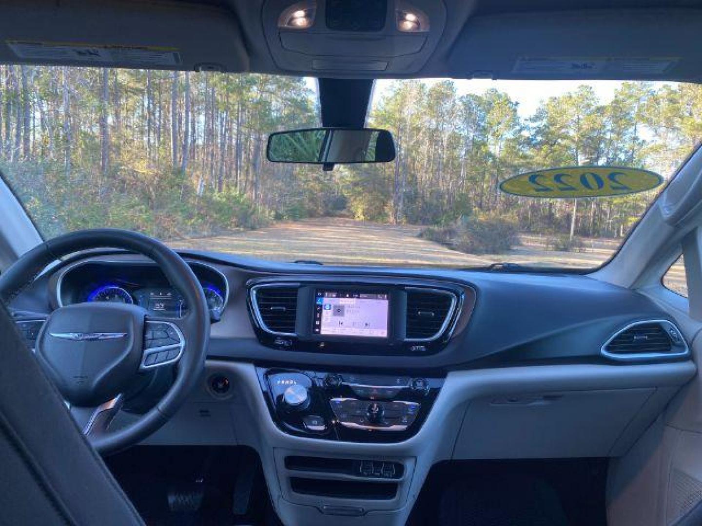 2022 /BLACK Chrysler Voyager LX (2C4RC1CGXNR) with an 3.6L V6 DOHC 24V engine, 9-Speed Automatic transmission, located at 9146 Ocean Hwy West, Calabash, NC, 28467, (910) 579-1110, 33.928635, -78.576157 - 2022 Chrysler Voyager LX - Photo#5