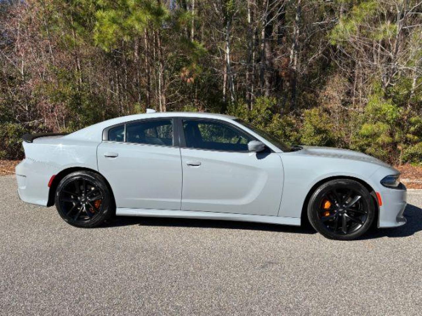 2022 /Black Dodge Charger GT (2C3CDXHG9NH) with an 3.6L V6 DOHC 24V engine, 8-Speed Automatic transmission, located at 2761 East Hwy 501, Conway, SC, 29526, (843) 331-1151, 33.781528, -78.989883 - 2022 Dodge Charger GT - Photo#2