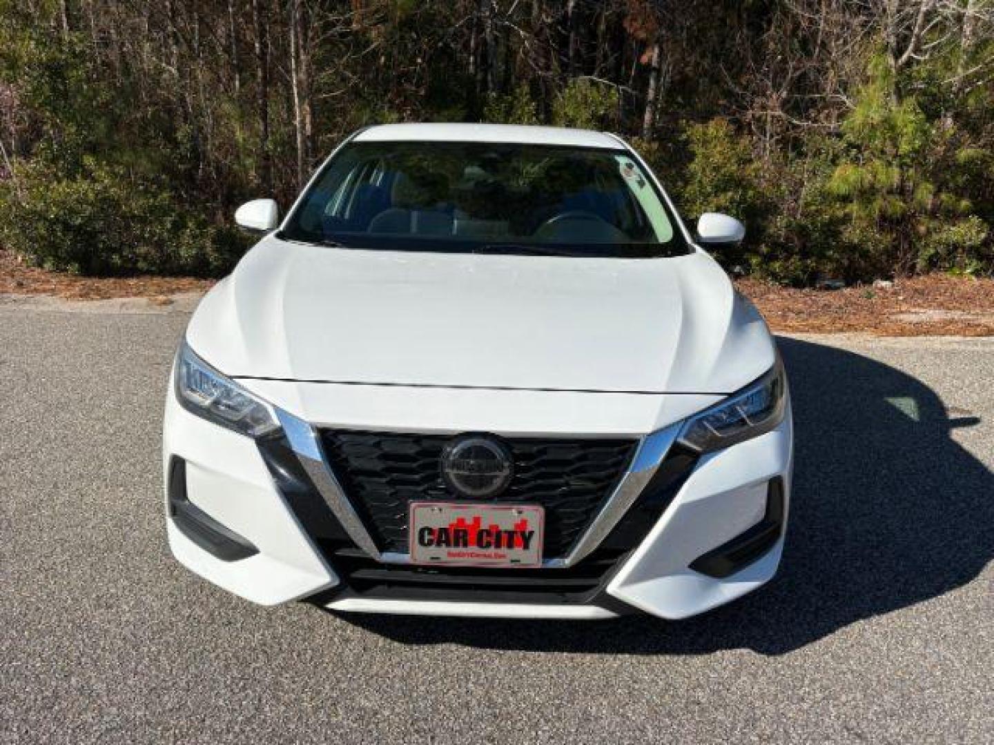 2021 /Charcoal Nissan Sentra SV (3N1AB8CV7MY) with an 1.8L L4 SFI DOHC 16V engine, Continuously Variable Transmission transmission, located at 2761 East Hwy 501, Conway, SC, 29526, (843) 331-1151, 33.781528, -78.989883 - 2021 Nissan Sentra SV - Photo#3