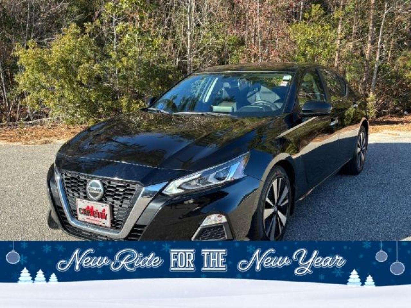 2022 /Charcoal Nissan Altima 2.5 SV (1N4BL4DV4NN) with an 2.5L L4 DOHC 16V engine, Continuously Variable Transmission transmission, located at 2761 East Hwy 501, Conway, SC, 29526, (843) 331-1151, 33.781528, -78.989883 - 2022 Nissan Altima 2.5 SV - Photo#0