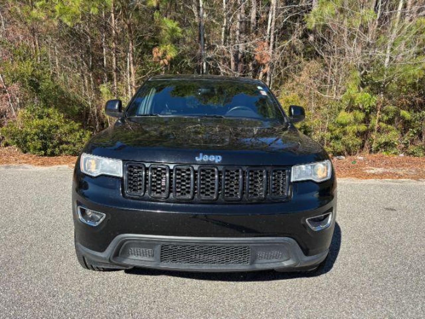 2017 /BLACK LEATHER Jeep Grand Cherokee Laredo 4WD (1C4RJFAG1HC) with an 3.6L V6 DOHC 24V engine, 8-Speed Automatic transmission, located at 2761 East Hwy 501, Conway, SC, 29526, (843) 331-1151, 33.781528, -78.989883 - 2017 Jeep Grand Cherokee Laredo 4WD - Photo#4