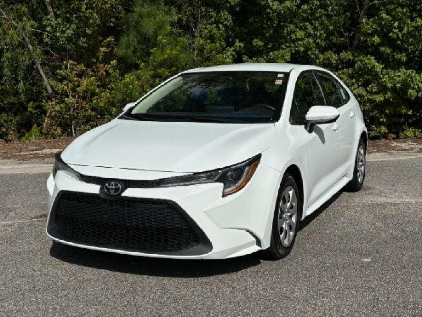 2021 /CHARCOAL CLOTH Toyota Corolla LE (5YFEPMAEXMP) with an 1.8L L4 DOHC 16V engine, Continuously Variable Transmission transmission, located at 2761 East Hwy 501, Conway, SC, 29526, (843) 331-1151, 33.781528, -78.989883 - 2021 Toyota Corolla LE - Photo#0