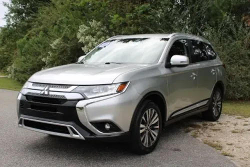 2020 Mitsubishi Outlander SEL 2WD