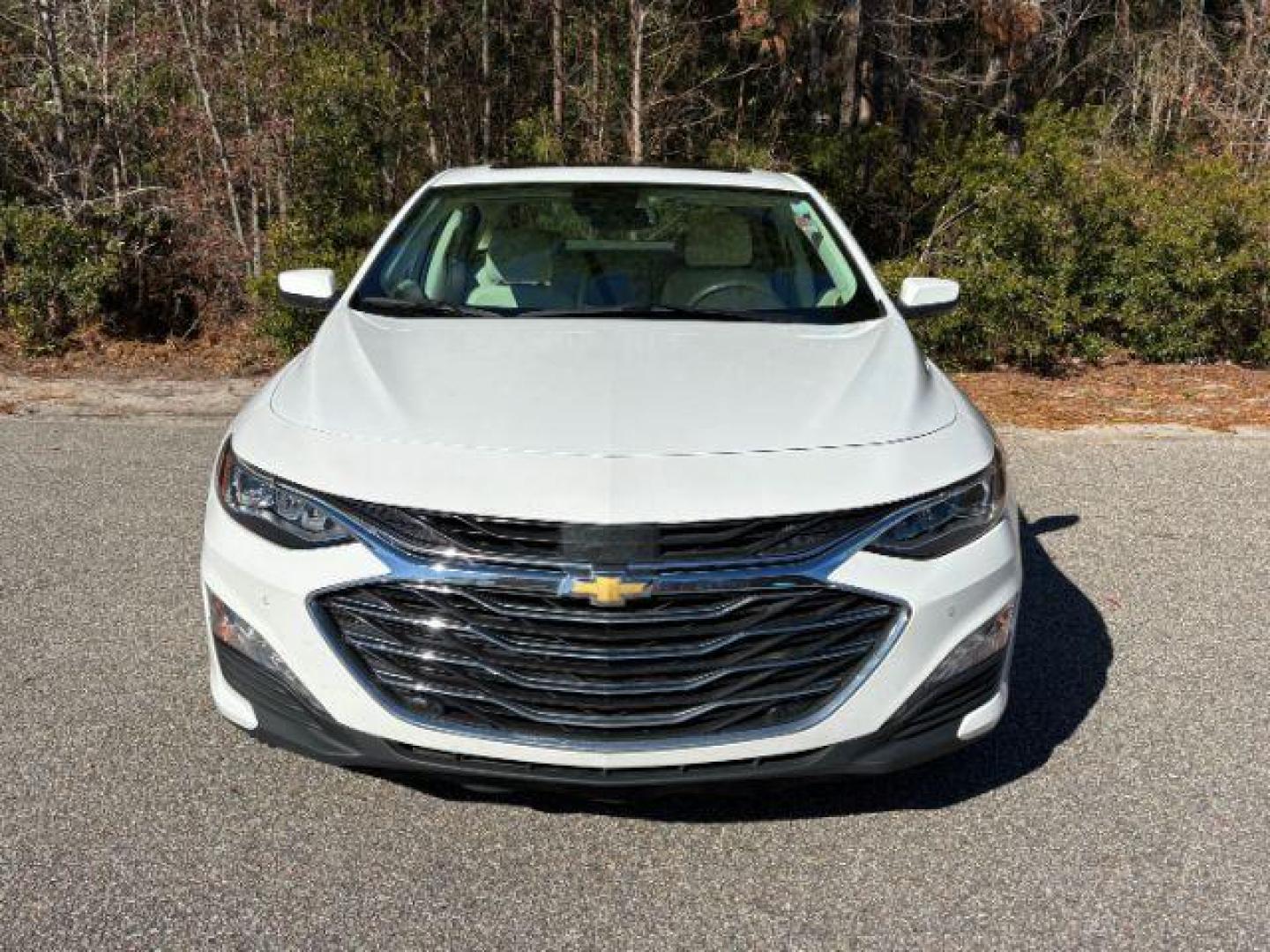 2022 /Dark Atmosphere/Light Wheat Chevrolet Malibu Premier (1G1ZE5SX1NF) with an 2.0L L4 DOHC 16V engine, 6-Speed Automatic transmission, located at 2761 East Hwy 501, Conway, SC, 29526, (843) 331-1151, 33.781528, -78.989883 - 2022 Chevrolet Malibu Premier - Photo#3