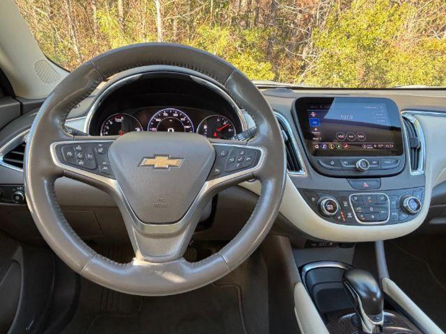 2022 /Dark Atmosphere/Light Wheat Chevrolet Malibu Premier (1G1ZE5SX1NF) with an 2.0L L4 DOHC 16V engine, 6-Speed Automatic transmission, located at 2761 East Hwy 501, Conway, SC, 29526, (843) 331-1151, 33.781528, -78.989883 - 2022 Chevrolet Malibu Premier - Photo#6