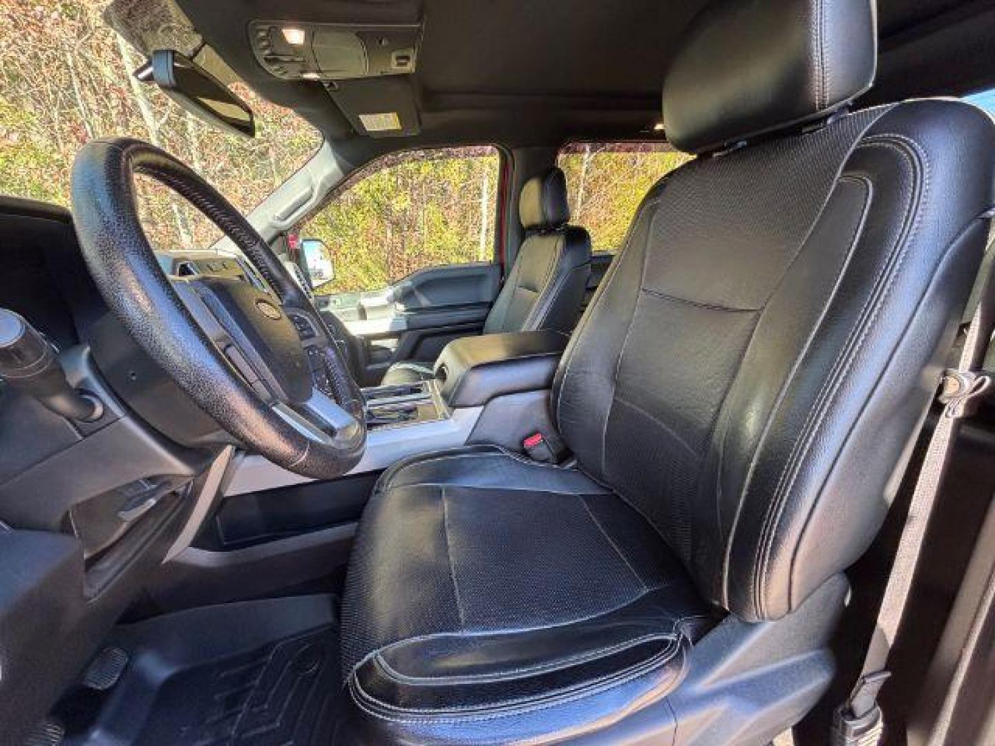 2016 /Black, leather Ford F-150 Lariat SuperCrew 5.5-ft. Bed 4WD (1FTEW1EG8GF) with an 3.5L V6 TURBO engine, 6-Speed Automatic transmission, located at 2761 East Hwy 501, Conway, SC, 29526, (843) 331-1151, 33.781528, -78.989883 - 2016 Ford F-150 Lariat SuperCrew 5.5-ft. Bed 4WD - Photo#10