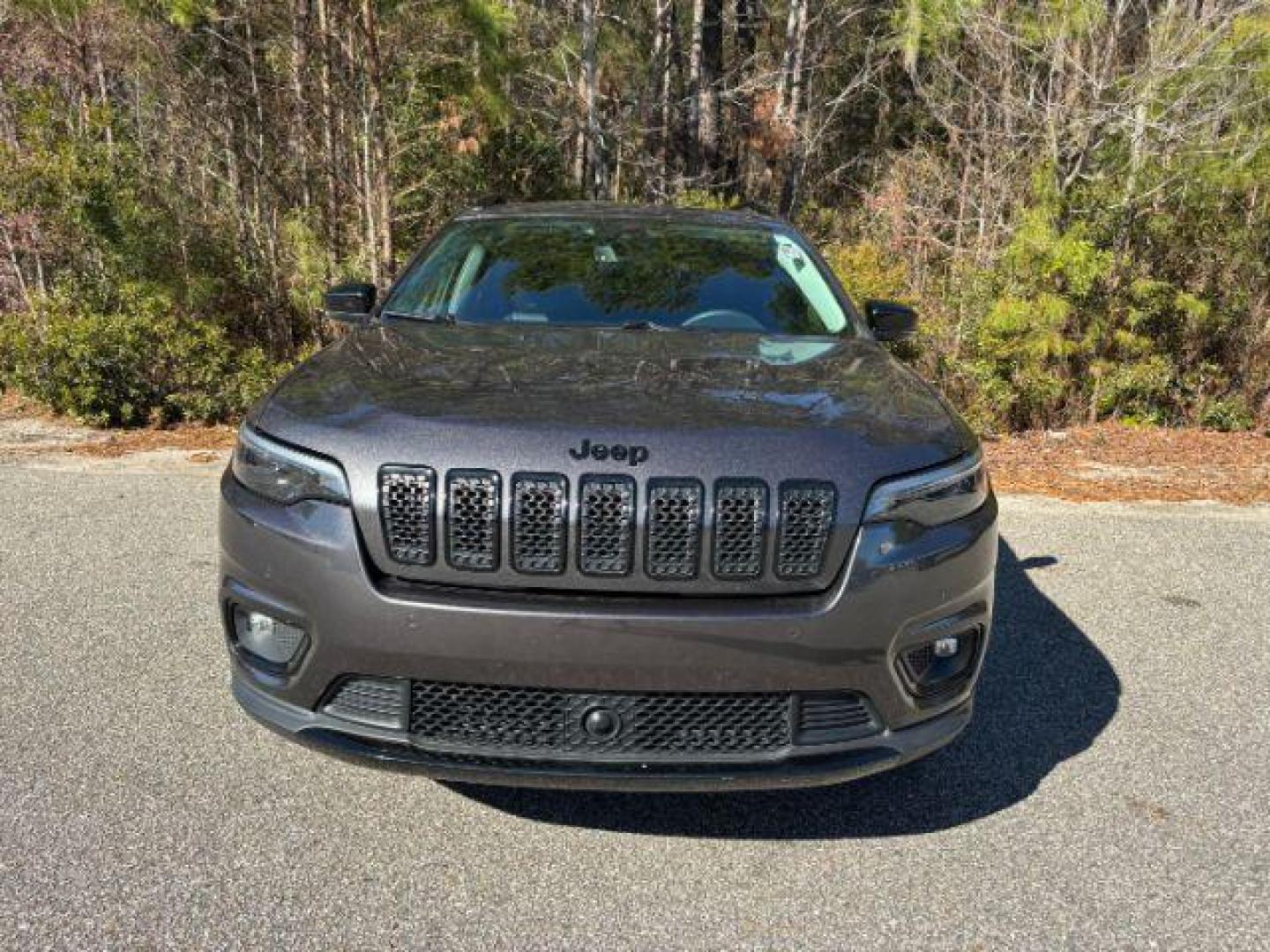 2023 /Black Jeep Cherokee Latitude Lux 4WD (1C4PJMMB9PD) with an 2.4L L4 DOHC 16V engine, 9-Speed Automatic transmission, located at 2761 East Hwy 501, Conway, SC, 29526, (843) 331-1151, 33.781528, -78.989883 - 2023 Jeep Cherokee Latitude Lux 4WD - Photo#3