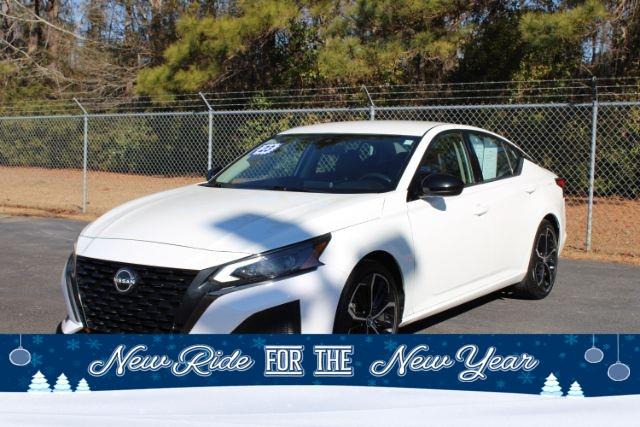 2023 Nissan Altima 2.5 SR