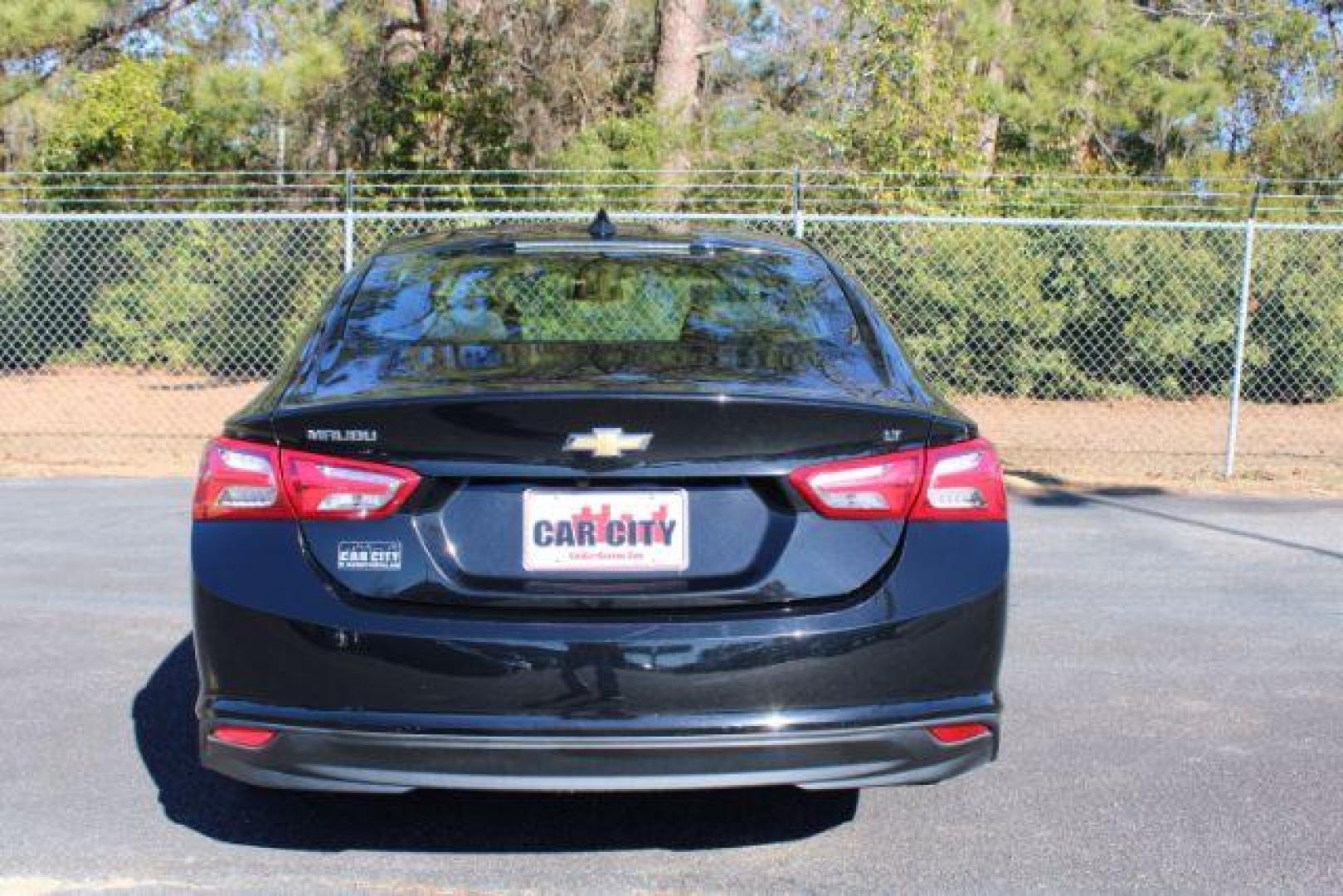 2022 Chevrolet Malibu LT (1G1ZD5ST3NF) with an 1.5L L4 DOHC 16V engine, 6-Speed Automatic transmission, located at 9146 Ocean Hwy West, Calabash, NC, 28467, (910) 579-1110, 33.928635, -78.576157 - 2022 Chevrolet Malibu LT - Photo#2