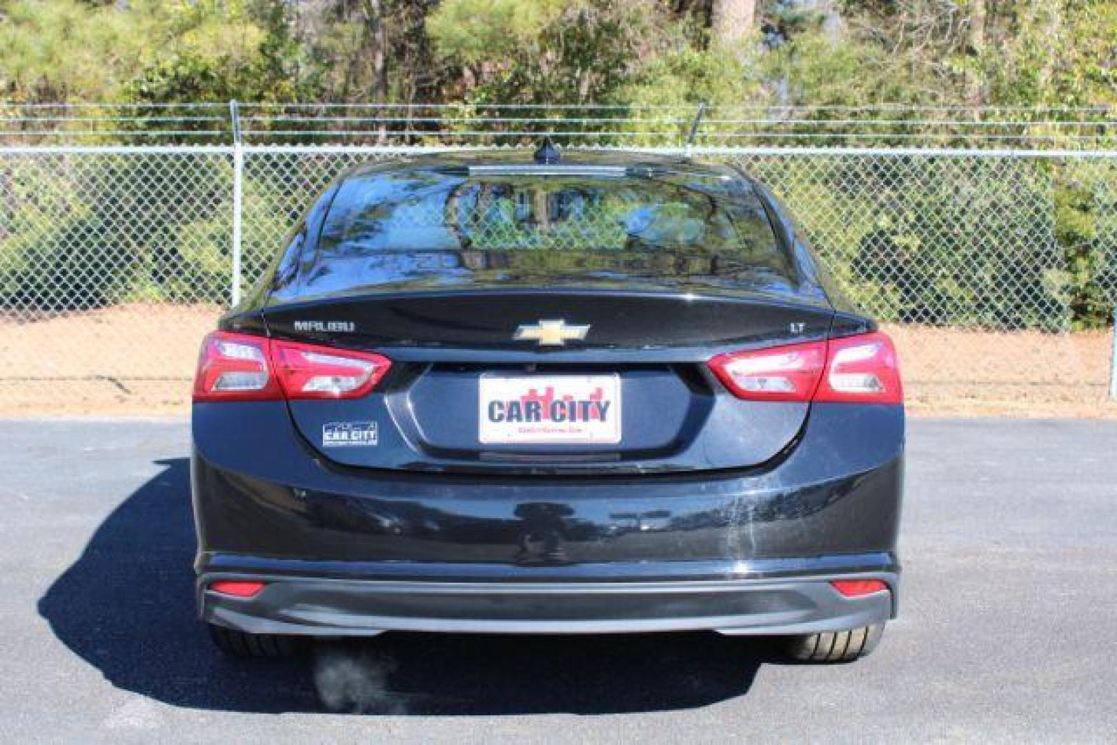 2022 Chevrolet Malibu LT (1G1ZD5ST6NF) with an 1.5L L4 DOHC 16V engine, 6-Speed Automatic transmission, located at 3598 James B White Hwy South, Whiteville, NC, 28472, (910) 642-3196, 34.294846, -78.732613 - 2022 Chevrolet Malibu LT - Photo#2