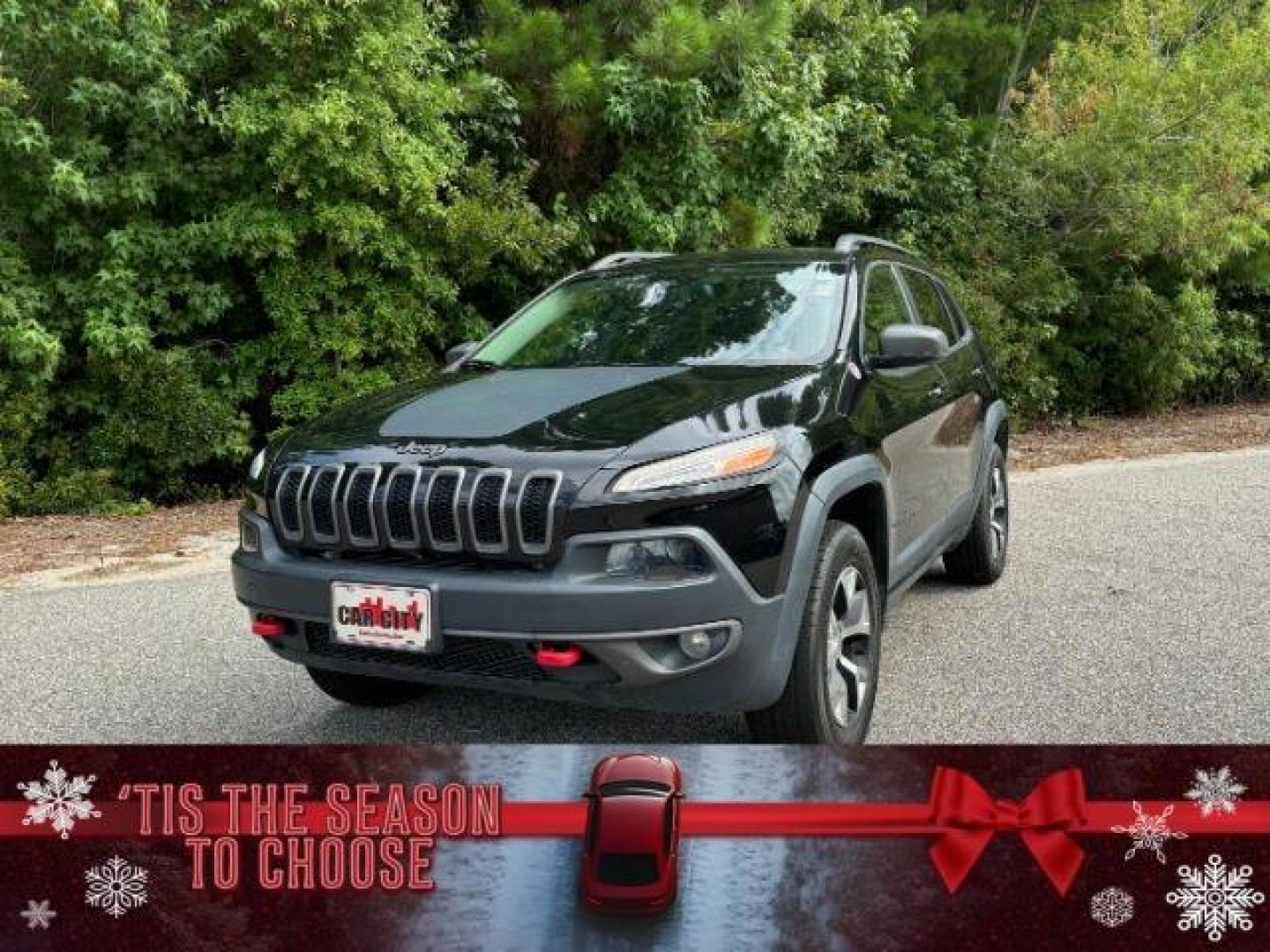 2017 /Black, leather/cloth Jeep Cherokee Trailhawk 4WD (1C4PJMBS4HW) with an 3.2L V6 DOHC 24V engine, 9-Speed Automatic transmission, located at 2761 East Hwy 501, Conway, SC, 29526, (843) 331-1151, 33.781528, -78.989883 - 2017 Jeep Cherokee Trailhawk 4WD - Photo#0