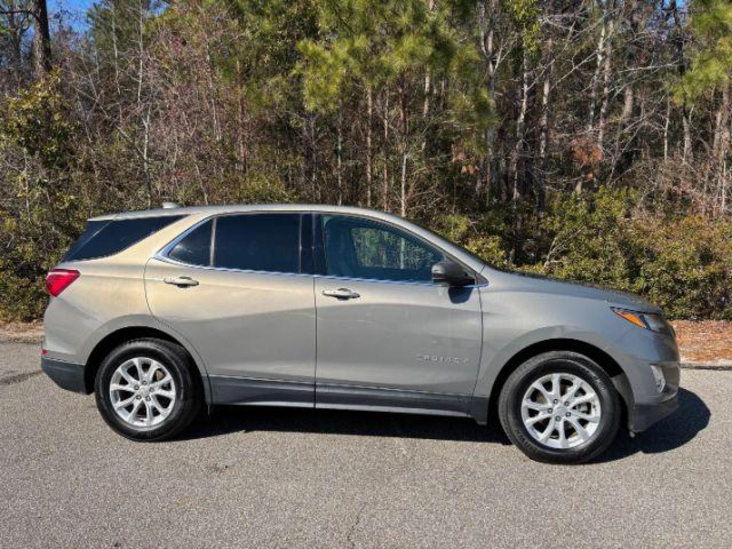 2018 /Medium Ash Gray, premium cloth Chevrolet Equinox LT AWD (3GNAXSEV1JS) with an 1.5L L4 DOHC 16V TURBO engine, 6-Speed Automatic transmission, located at 9146 Ocean Hwy West, Calabash, NC, 28467, (910) 579-1110, 33.928635, -78.576157 - 2018 Chevrolet Equinox LT AWD - Photo#2