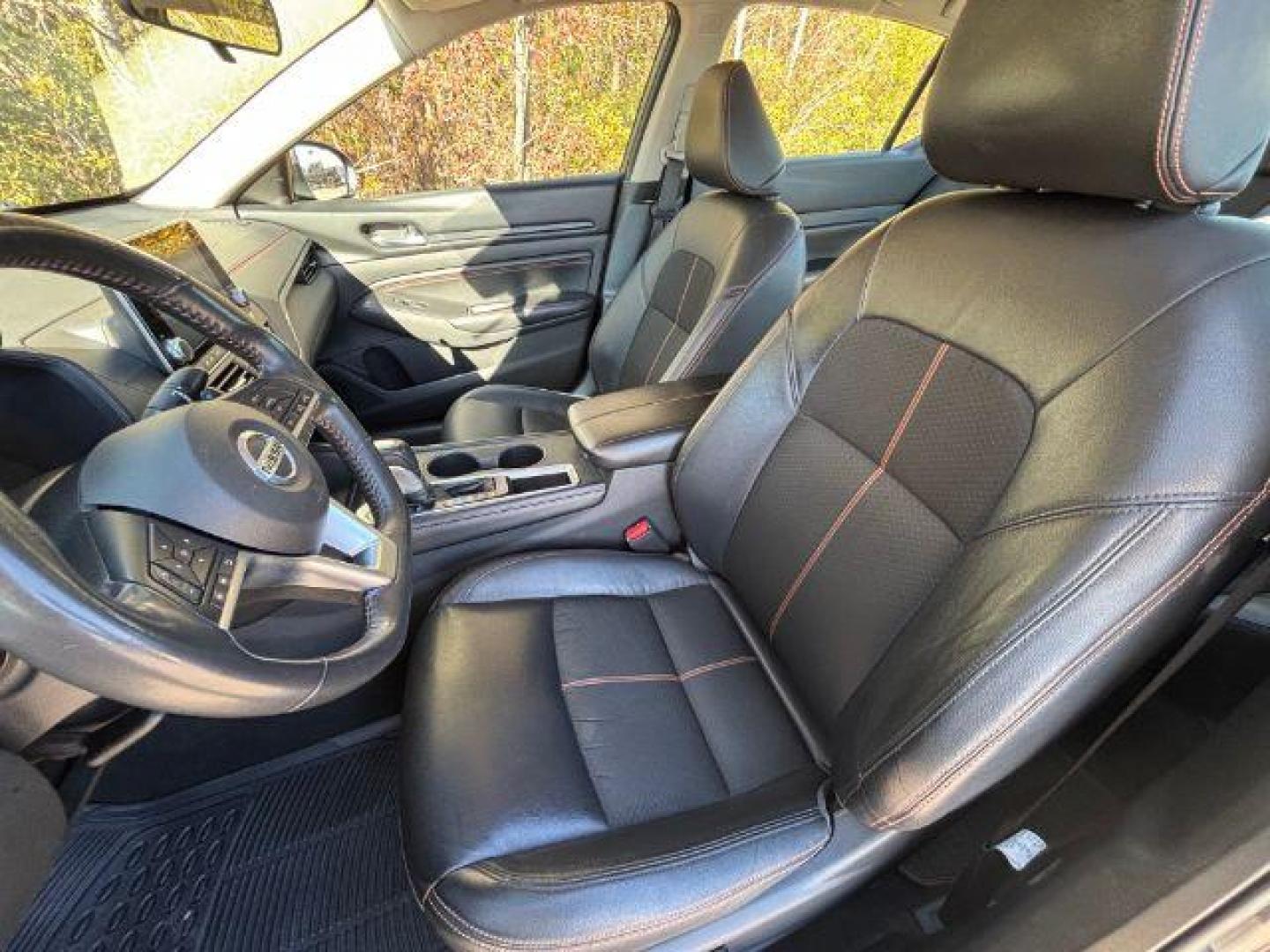 2022 /CHARCOAL CLOTH Nissan Altima SR (1N4BL4CV2NN) with an Other engine, located at 2761 East Hwy 501, Conway, SC, 29526, (843) 331-1151, 33.781528, -78.989883 - 2022 Nissan Altima SR - Photo#7