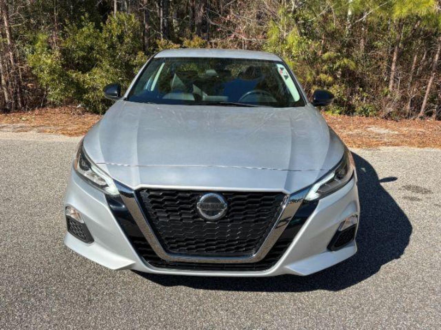 2020 /BLACK LEATHER Nissan Altima 2.5 SR (1N4BL4CV8LC) with an 2.5L L4 DOHC 16V engine, Continuously Variable Transmission transmission, located at 2761 East Hwy 501, Conway, SC, 29526, (843) 331-1151, 33.781528, -78.989883 - 2020 Nissan Altima 2.5 SR - Photo#3