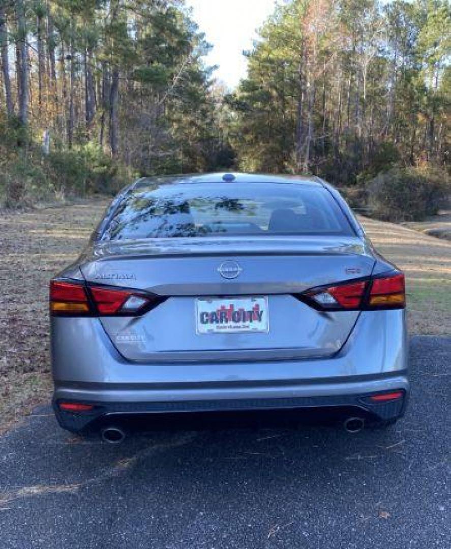 2023 /Charcoal Sport Nissan Altima 2.5 SR (1N4BL4CV9PN) with an 2.5L L4 DOHC 16V engine, Continuously Variable Transmission transmission, located at 9146 Ocean Hwy West, Calabash, NC, 28467, (910) 579-1110, 33.928635, -78.576157 - 2023 Nissan Altima 2.5 SR - Photo#3