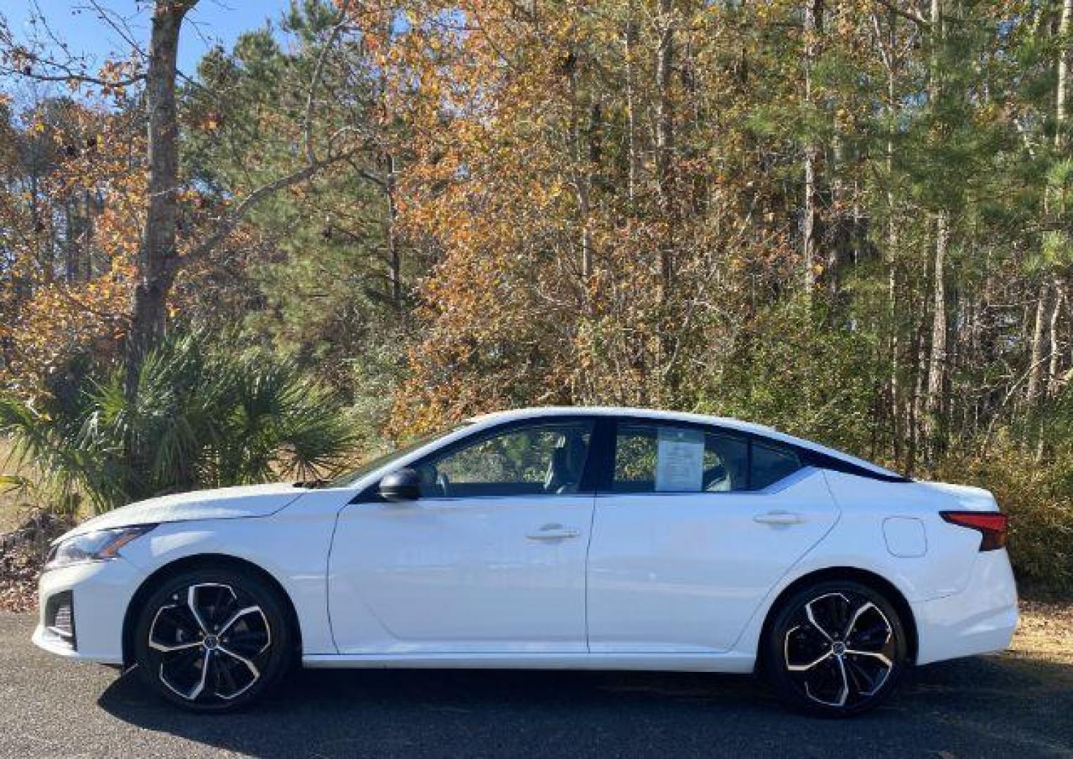 2023 /Charcoal Sport Nissan Altima 2.5 SR (1N4BL4CV5PN) with an 2.5L L4 DOHC 16V engine, Continuously Variable Transmission transmission, located at 9146 Ocean Hwy West, Calabash, NC, 28467, (910) 579-1110, 33.928635, -78.576157 - 2023 Nissan Altima 2.5 SR - Photo#2