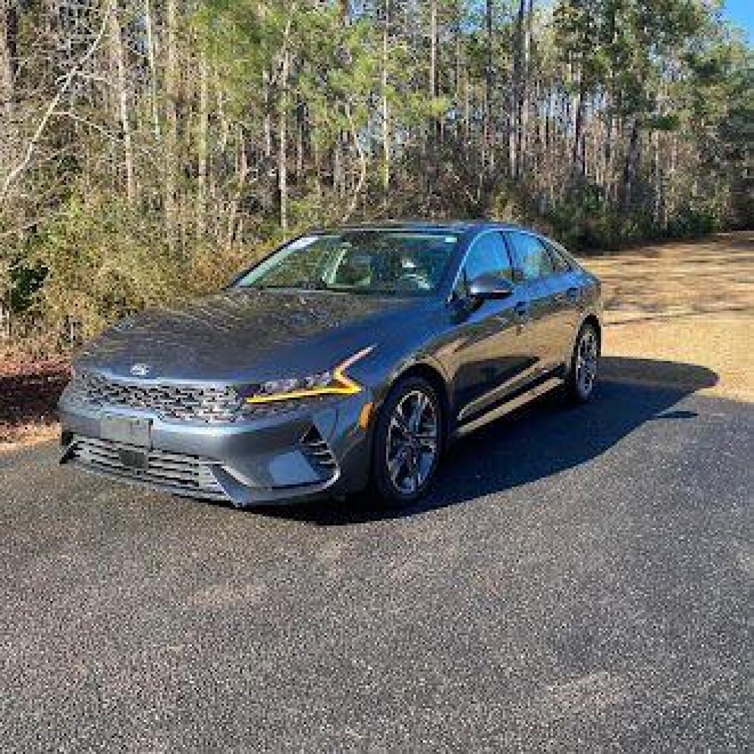 2021 Kia K5 EX (5XXG34J20MG) with an 1.6L L4 DOHC 16V engine, 8-Speed Automatic transmission, located at 9146 Ocean Hwy West, Calabash, NC, 28467, (910) 579-1110, 33.928635, -78.576157 - 2021 Kia K5 EX - Photo#8