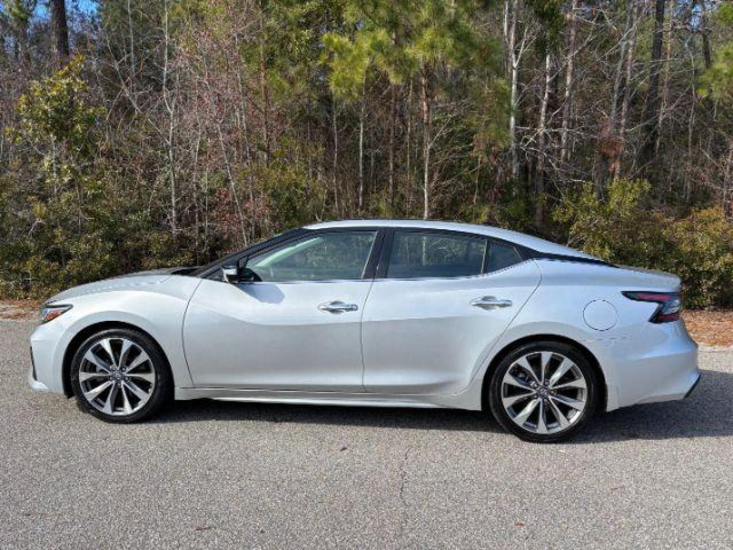 2022 /BLACK LEATHER Nissan Maxima Platinum (1N4AA6FVXNC) with an 3.5L V6 DOHC 24V engine, Continuously Variable Transmission transmission, located at 2761 East Hwy 501, Conway, SC, 29526, (843) 331-1151, 33.781528, -78.989883 - 2022 Nissan Maxima Platinum - Photo#1