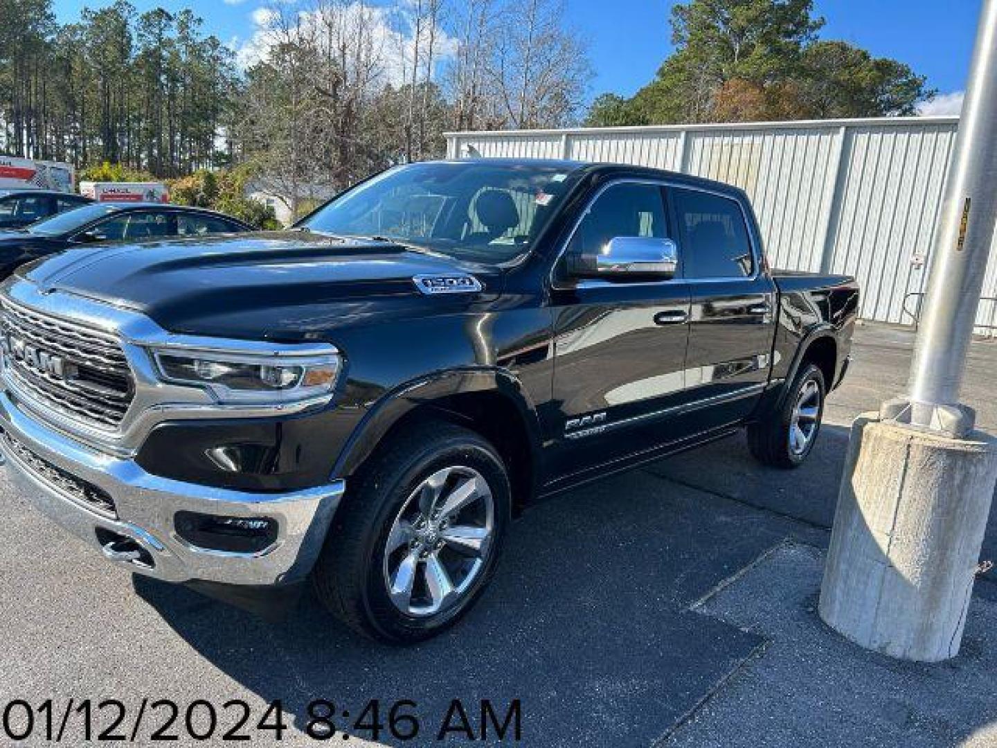 2022 /BLACK LEATHER Ram 1500 Limited Crew Cab SWB 4WD (1C6SRFHTXNN) with an 5.7L V8 OHV 16V engine, 8-Speed Automatic transmission, located at 2761 East Hwy 501, Conway, SC, 29526, (843) 331-1151, 33.781528, -78.989883 - 2022 Ram 1500 Limited Crew Cab SWB 4WD - Photo#1