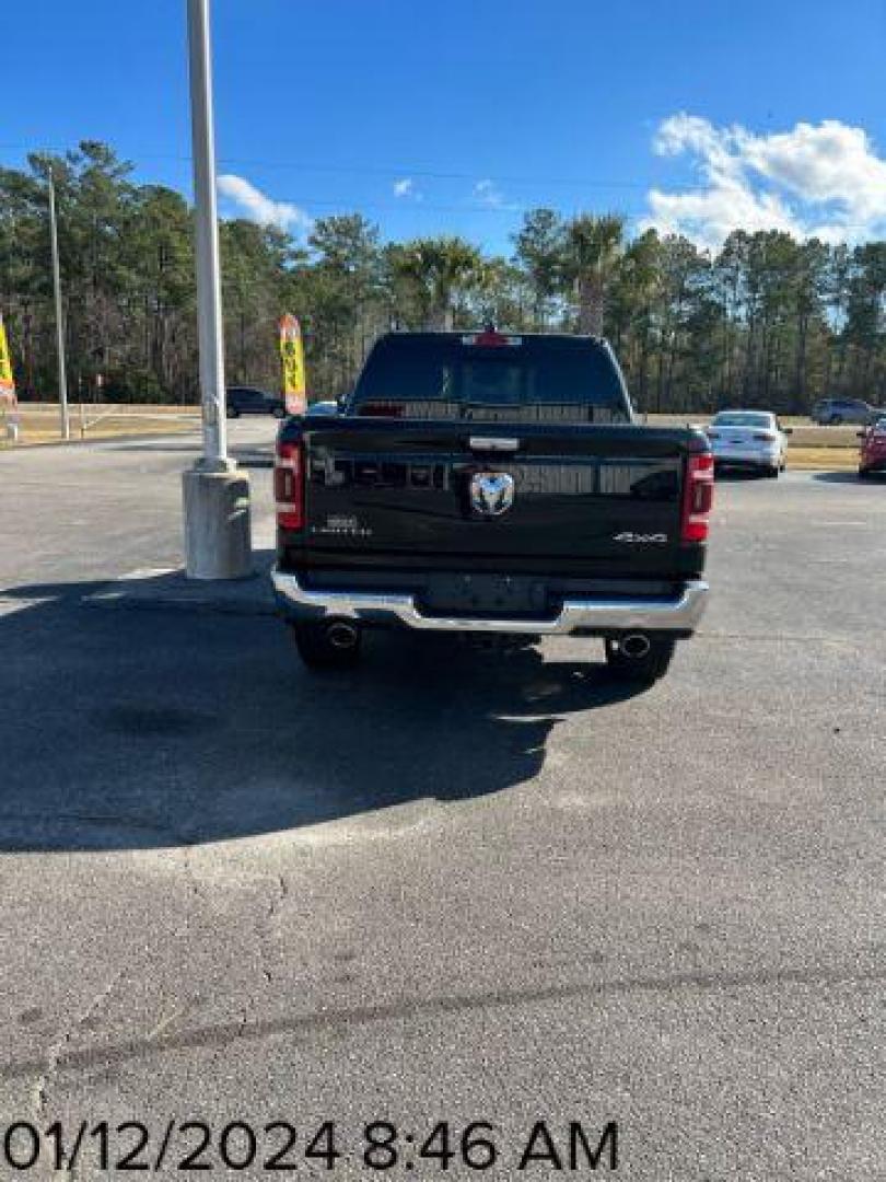 2022 /BLACK LEATHER Ram 1500 Limited Crew Cab SWB 4WD (1C6SRFHTXNN) with an 5.7L V8 OHV 16V engine, 8-Speed Automatic transmission, located at 2761 East Hwy 501, Conway, SC, 29526, (843) 331-1151, 33.781528, -78.989883 - 2022 Ram 1500 Limited Crew Cab SWB 4WD - Photo#6