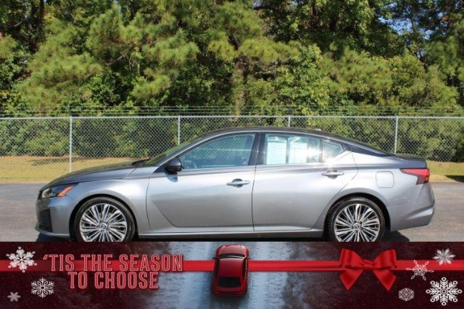 2023 Nissan Altima 2.5 SL (1N4BL4EV8PN) with an 2.5L L4 DOHC 16V engine, Continuously Variable Transmission transmission, located at 3598 James B White Hwy South, Whiteville, NC, 28472, (910) 642-3196, 34.294846, -78.732613 - 2023 Nissan Altima 2.5 SL - Photo#0