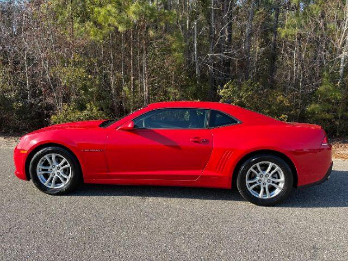 2015 /CHARCOAL CLOTH Chevrolet Camaro LS (2G1FB1E39F9) with an Other engine, located at 2761 East Hwy 501, Conway, SC, 29526, (843) 331-1151, 33.781528, -78.989883 - 2015 Chevrolet Camaro LS - Photo#1