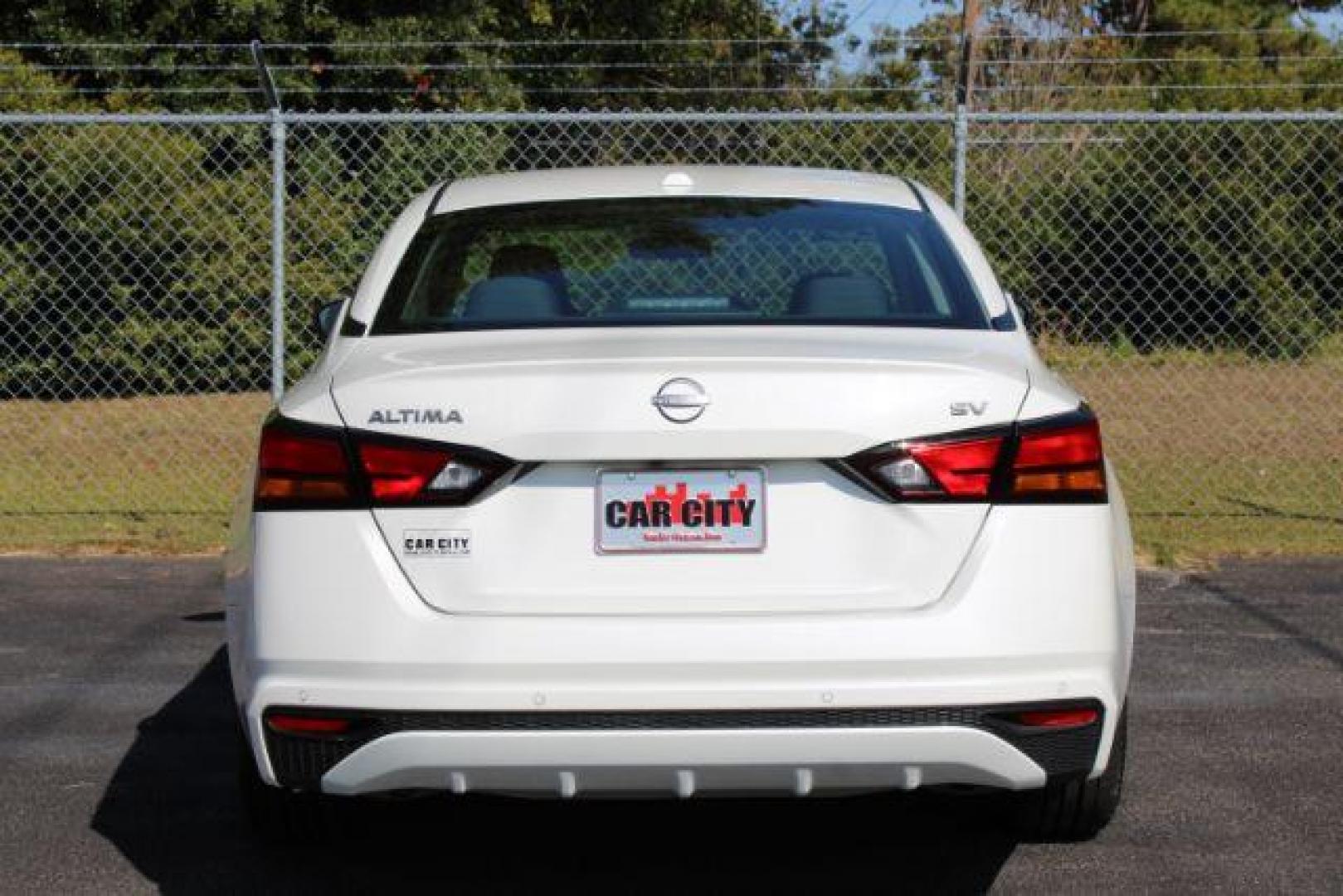 2024 Nissan Altima 2.5 SV (1N4BL4DV3RN) with an 2.5L L4 DOHC 16V engine, Continuously Variable Transmission transmission, located at 3598 James B White Hwy South, Whiteville, NC, 28472, (910) 642-3196, 34.294846, -78.732613 - 2024 Nissan Altima 2.5 SV - Photo#3