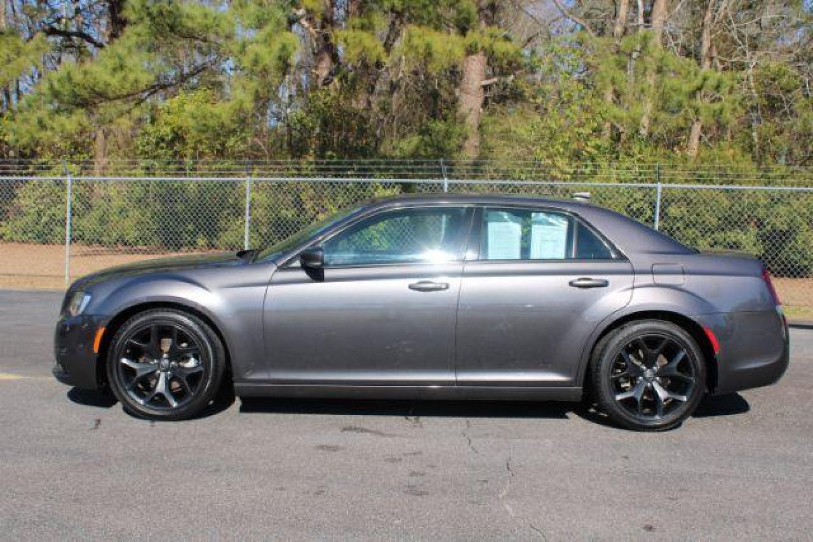 2022 Chrysler 300 S V6 (2C3CCABG9NH) with an 3.6L V6 DOHC 24V engine, 8-Speed Automatic transmission, located at 9146 Ocean Hwy West, Calabash, NC, 28467, (910) 579-1110, 33.928635, -78.576157 - 2022 Chrysler 300 S V6 - Photo#4