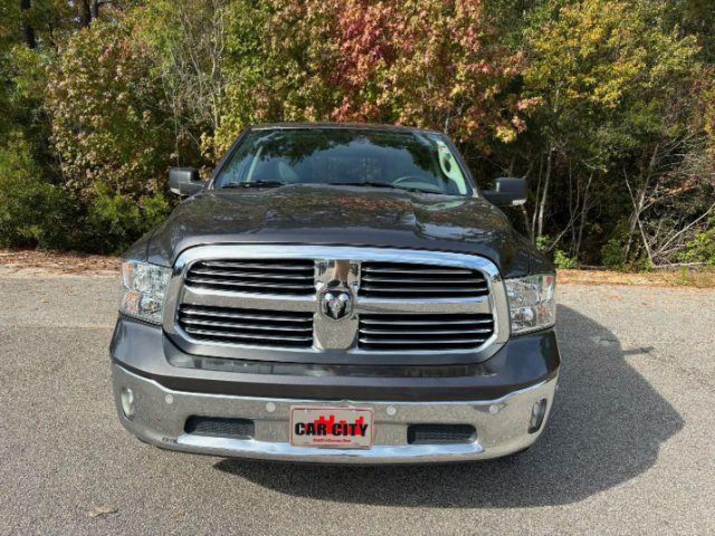 2019 /Black/Diesel Gray, cloth RAM 1500 Classic Tradesman Crew Cab SWB 4WD (1C6RR7LT2KS) with an 5.7L V8 OHV 16V engine, 8-Speed Automatic transmission, located at 2761 East Hwy 501, Conway, SC, 29526, (843) 331-1151, 33.781528, -78.989883 - 2019 RAM 1500 Classic Tradesman Crew Cab SWB 4WD - Photo#3