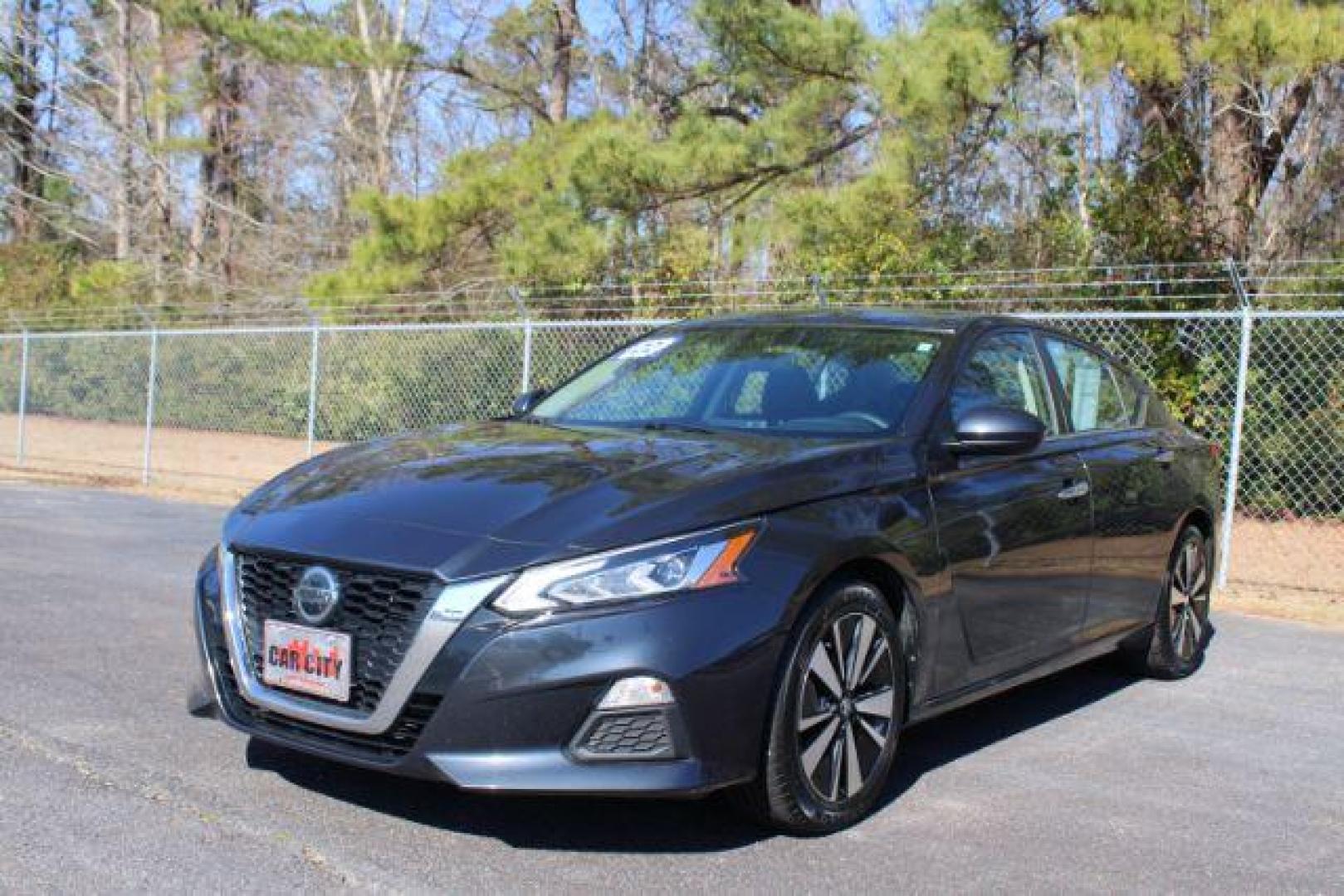 2022 Nissan Altima SV (1N4BL4DV5NN) with an Other engine, located at 3598 James B White Hwy South, Whiteville, NC, 28472, (910) 642-3196, 34.294846, -78.732613 - 2022 Nissan Altima SV - Photo#0