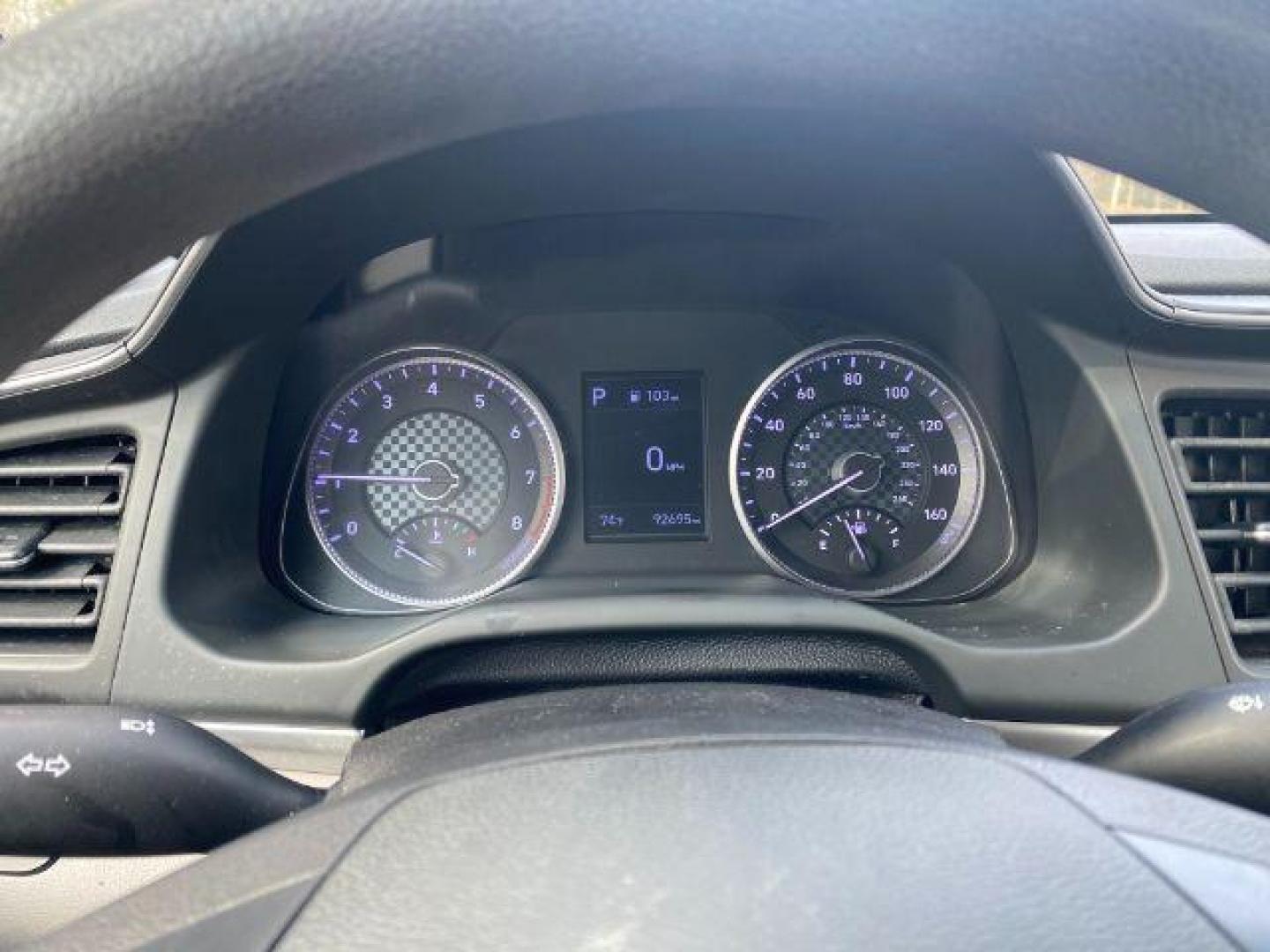 2020 /Gray, leather Hyundai Elantra SEL (5NPD84LF1LH) with an 1.8L L4 DOHC 16V engine, 6-Speed Automatic transmission, located at 9146 Ocean Hwy West, Calabash, NC, 28467, (910) 579-1110, 33.928635, -78.576157 - 2020 Hyundai Elantra SEL - Photo#4