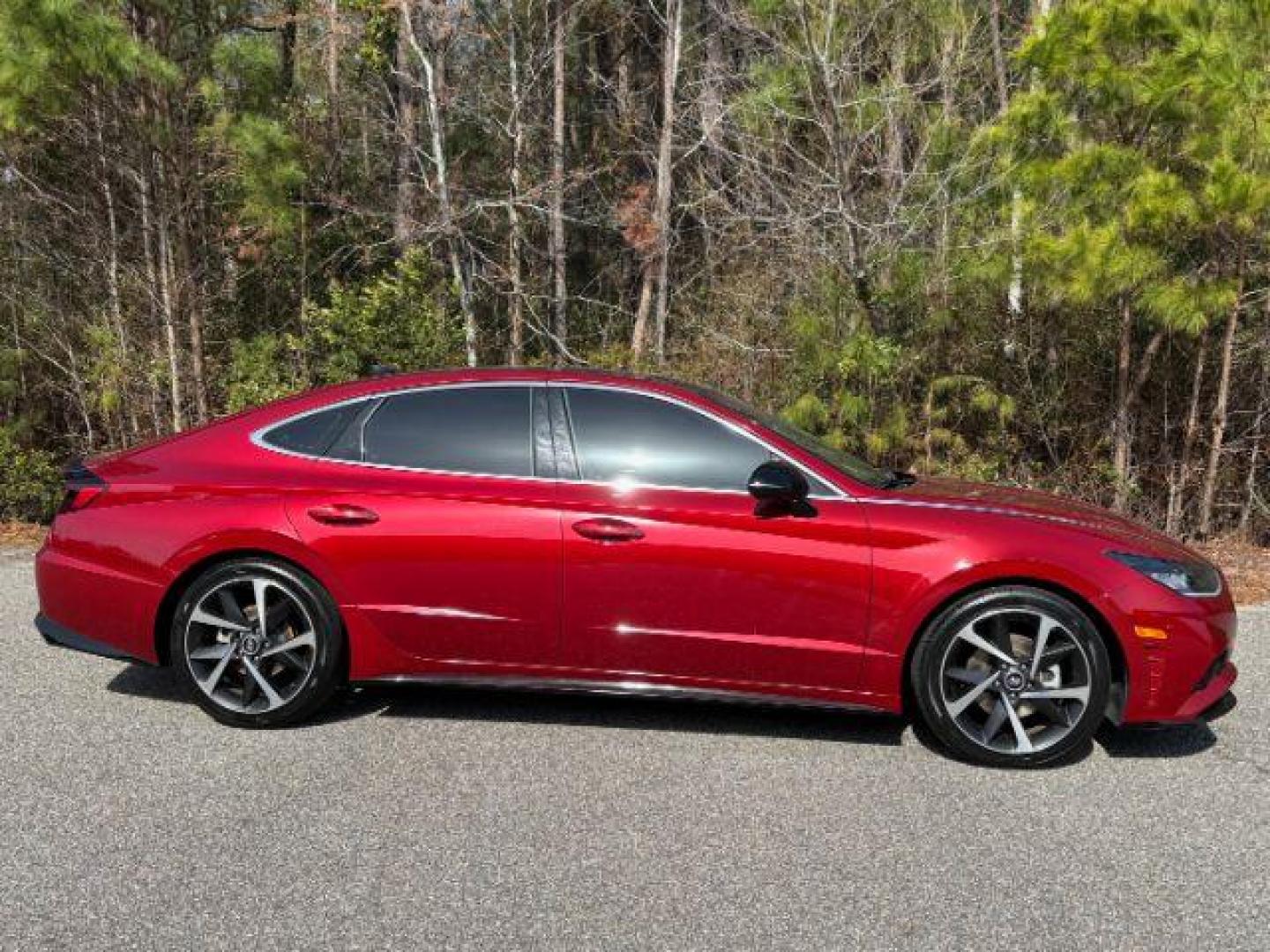 2023 /BLACK LEATHER/CLOTH COMBO Hyundai Sonata SEL Plus (KMHL44J25PA) with an Other engine, located at 2761 East Hwy 501, Conway, SC, 29526, (843) 331-1151, 33.781528, -78.989883 - 2023 Hyundai Sonata SEL Plus - Photo#2