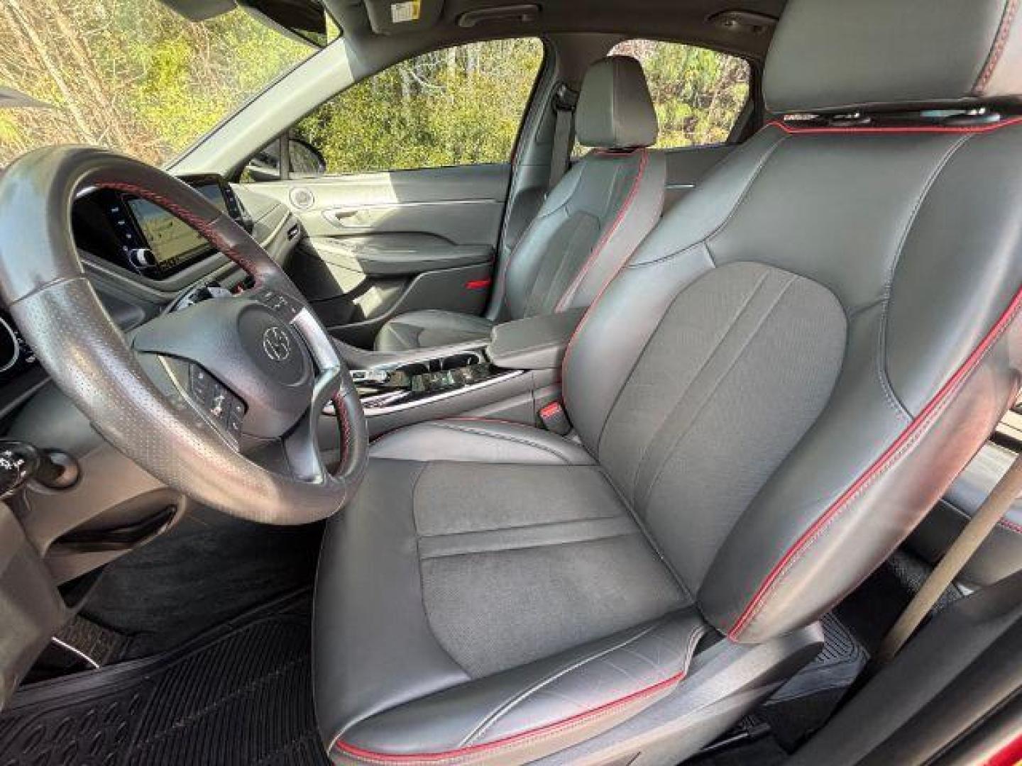 2023 /BLACK LEATHER/CLOTH COMBO Hyundai Sonata SEL Plus (KMHL44J25PA) with an Other engine, located at 2761 East Hwy 501, Conway, SC, 29526, (843) 331-1151, 33.781528, -78.989883 - 2023 Hyundai Sonata SEL Plus - Photo#8